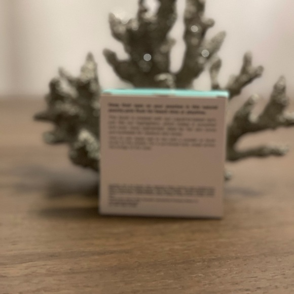 OFRA COSMETICS Pressed Blush in Bellini - Picture 2 of 2